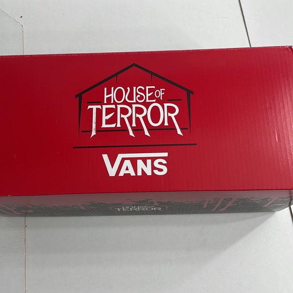Vans Classic slip on House of Terror The Shinning collection women’s size 5.5 - Picture 7 of 11